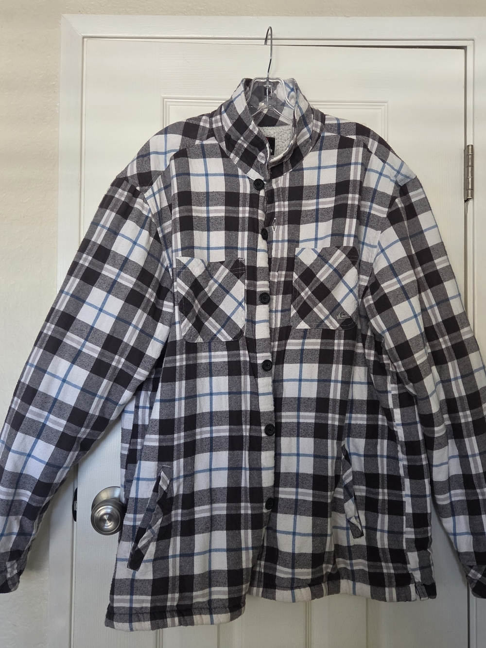 Quiksilver Black, White & Blue Sherpa Lined Jacket